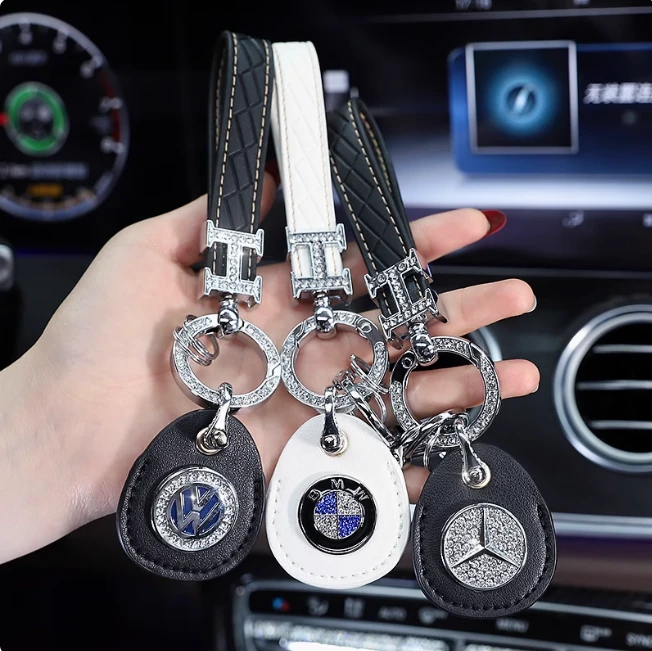 新款汽车钥匙扣马蹄扣锁匙挂件镶钻皮套高级车内男女高档内饰