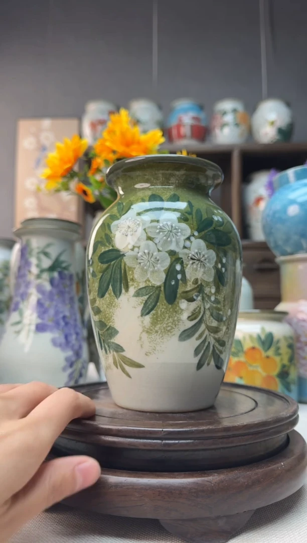 【闪购商品】瓶景德镇手绘陶瓷花瓶底部无孔高17口8左右