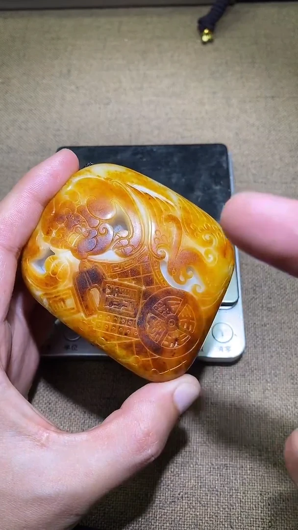 颈饰未镶嵌和田玉泉***网A7