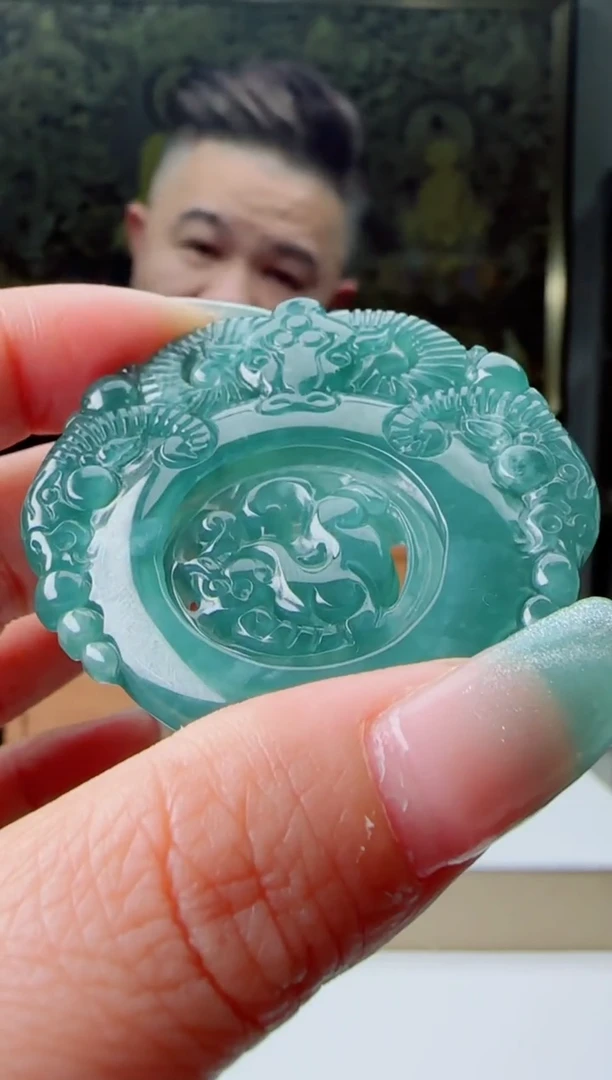 【闪购商品】翡翠颈饰未镶嵌多样性随机发其一