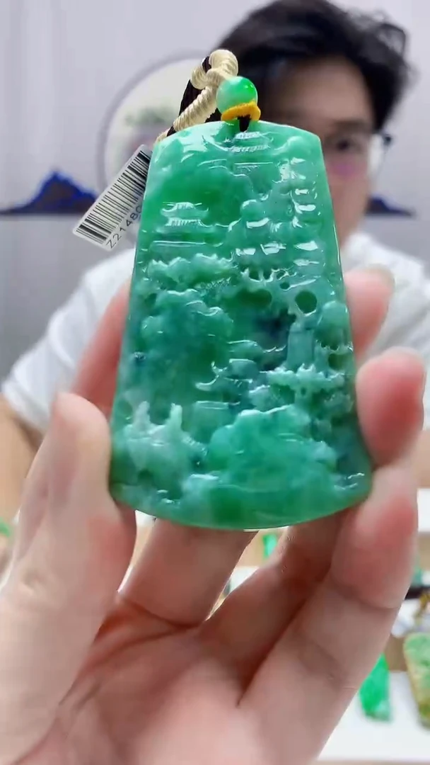 未镶嵌定制翡翠4688zm-毛货挂件7山水