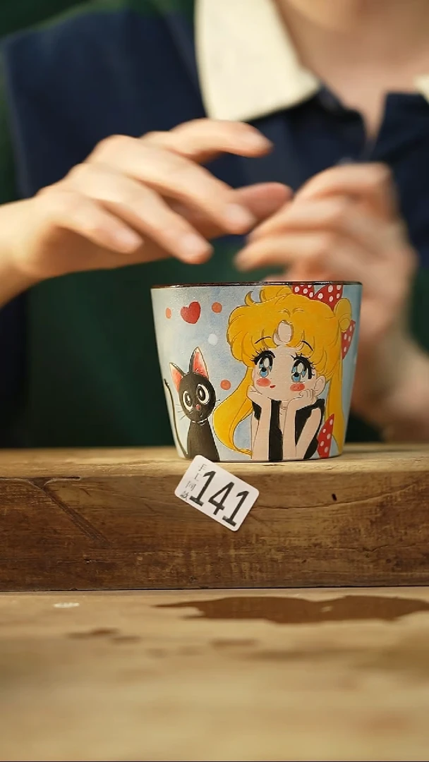 瓷片新品！设计师款手绘手握杯