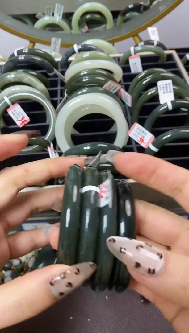 【闪购商品】和田玉手镯未镶嵌测试区