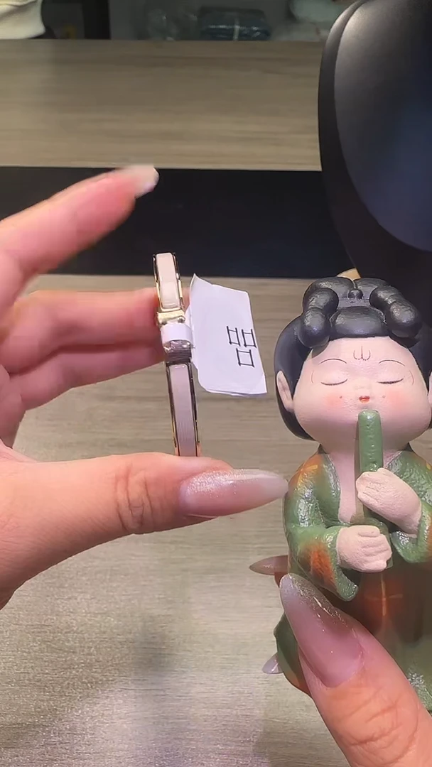 瓷片A瓷片瓷片瓷片瓷片大象灰