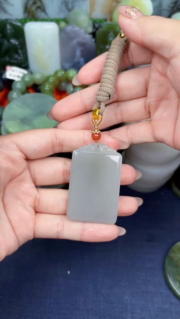 颈饰未镶嵌和田玉和田玉