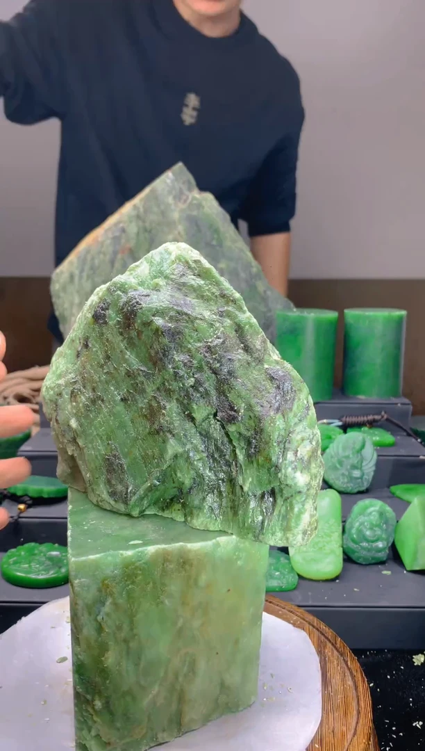 未镶嵌和田玉珠宝半成品1