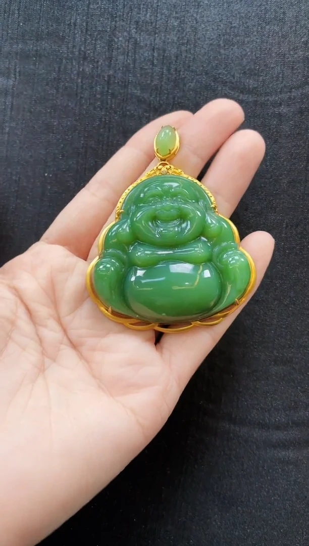 吊坠(赠链)18K金镶嵌和田玉多样性发一