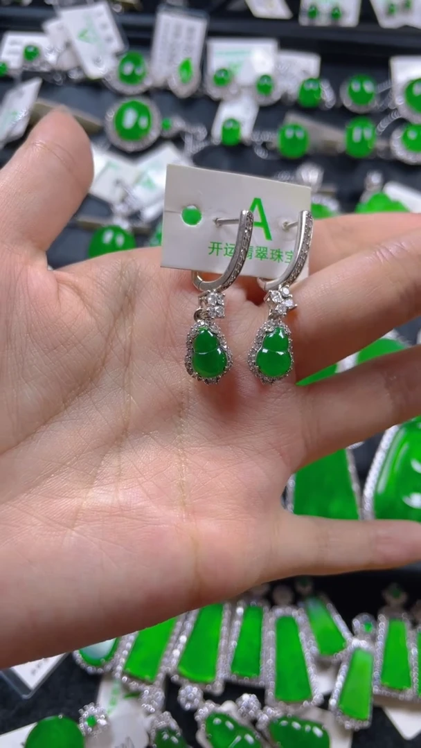 银S925镶嵌翡翠耳饰11