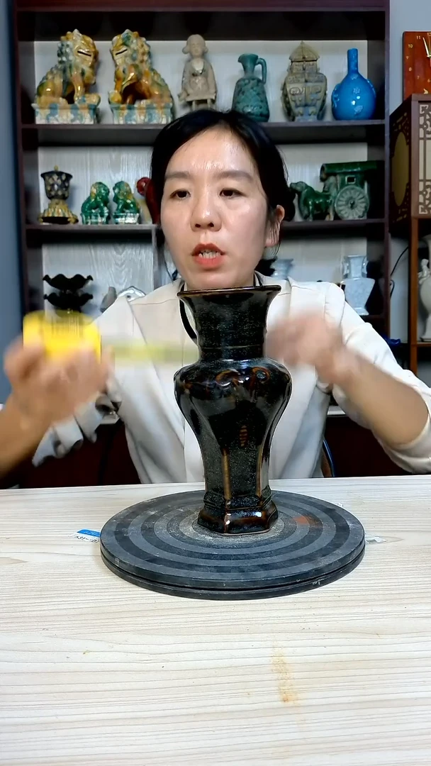 经典精美复古风格瓷器