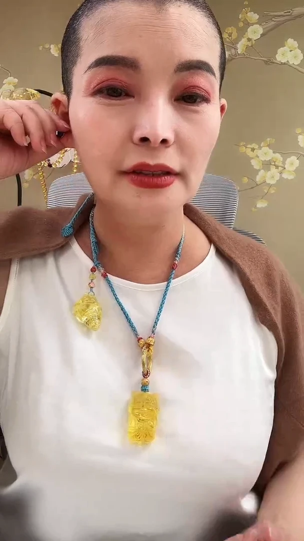 琥珀颈饰未镶嵌项链