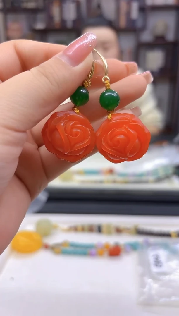 【闪购商品】蜜蜡耳饰14K金镶嵌耳勾E602