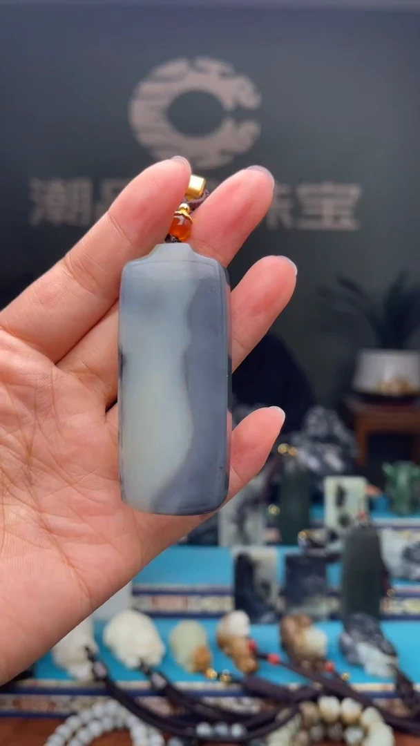 未镶嵌和田玉挂件1