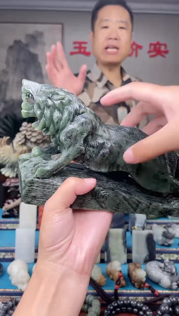 未镶嵌和田玉挂件1