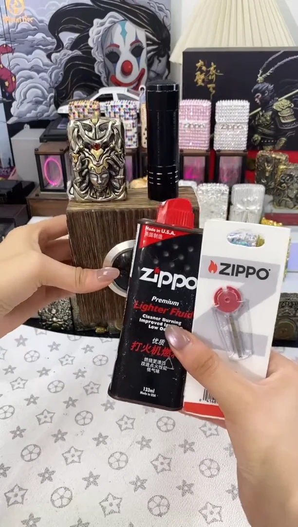 铜夜光美杜莎一代带礼盒礼袋油火石紫光灯