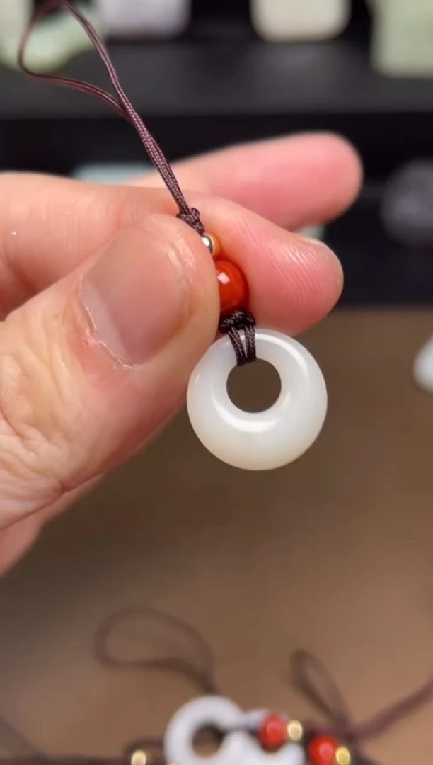 【闪购商品】和田玉颈饰未镶嵌2