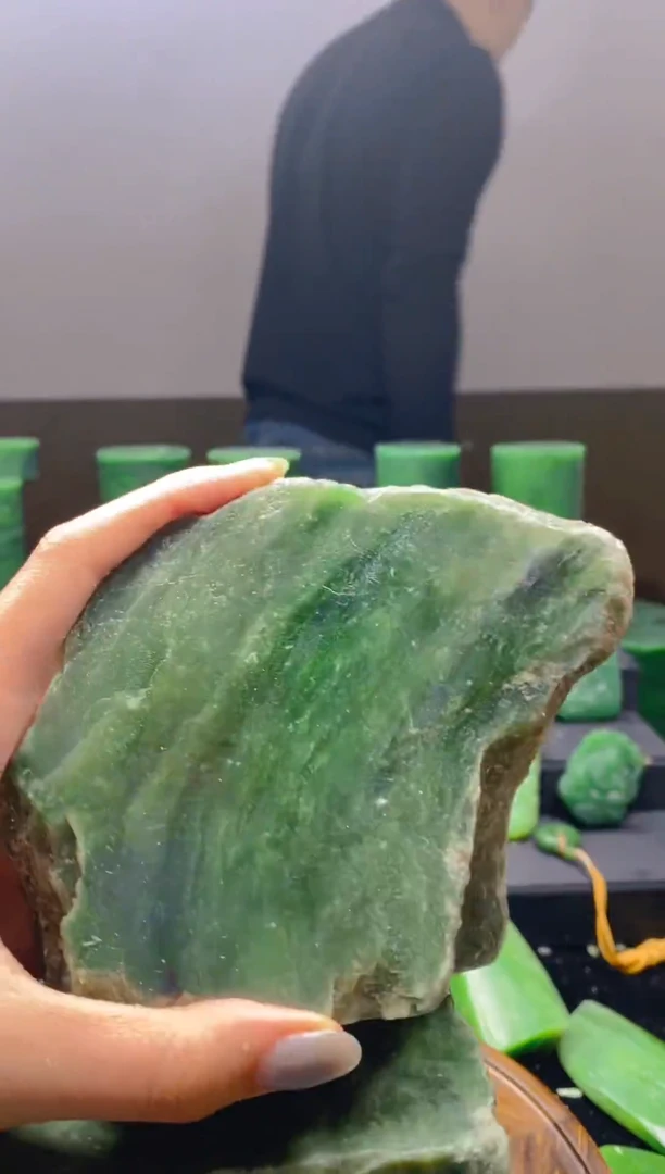 未镶嵌和田玉珠宝半成品1