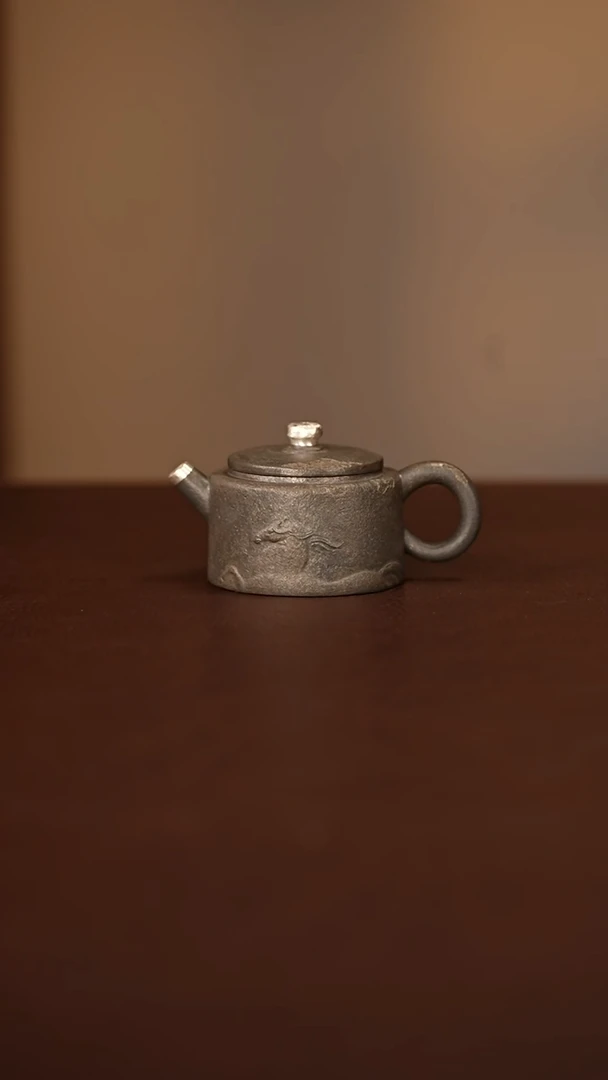 茶壶紫砂黑马壶 80cc