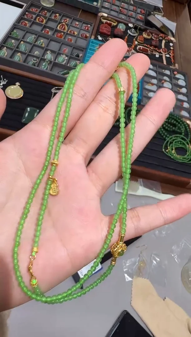 颈饰18K金镶嵌和田玉58-589-11.19多样性拍一发一卡3