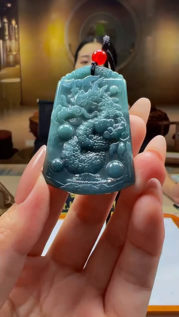 翡翠未镶嵌颈饰Q-2025-6-3-2