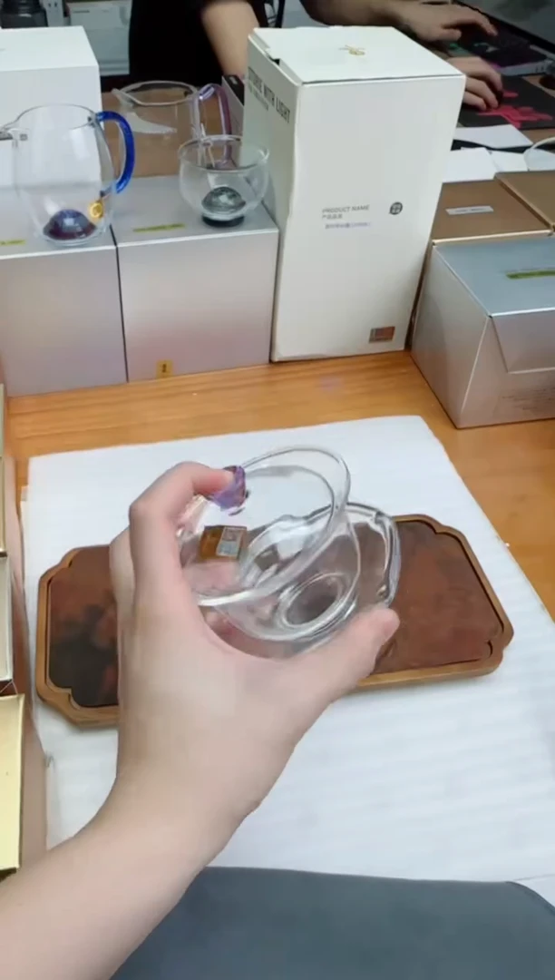 禾器粉金标禅语盖碗浅紫