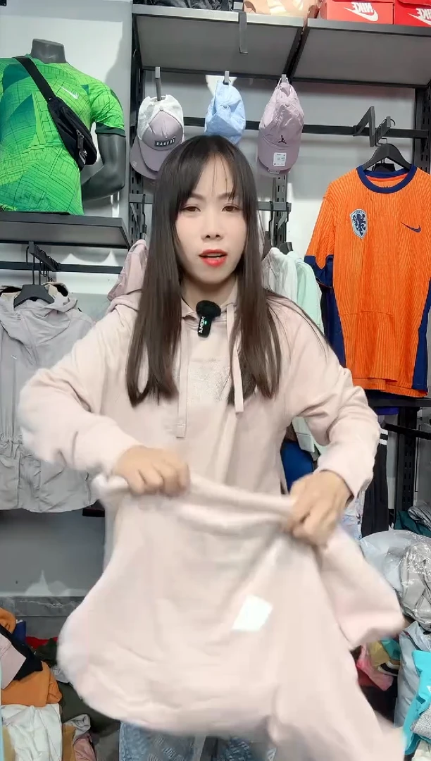 1163       编码 瑕疵款直播间过款为准 尺码