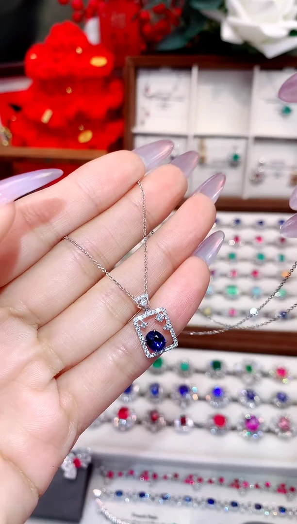 蓝宝石项链18K金镶嵌0.7ct/天然宝石/七天无理由