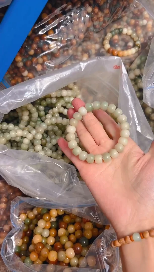 吊坠菩提根/象牙果绿色直切单圈