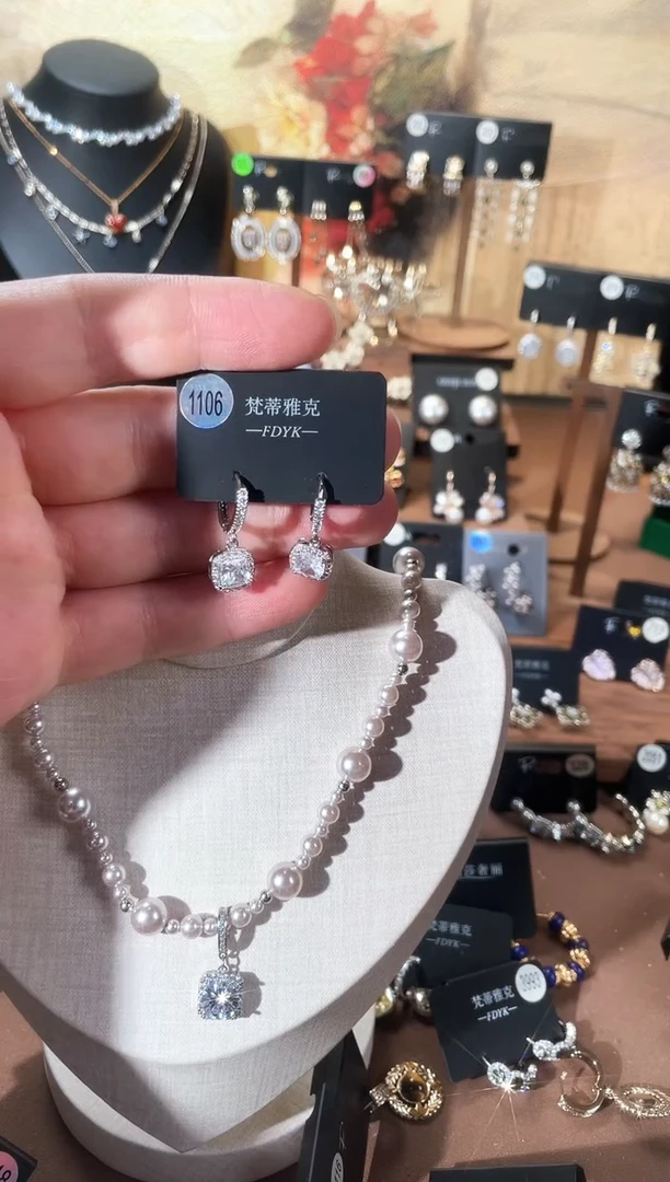 合金925银锆石梵1106
