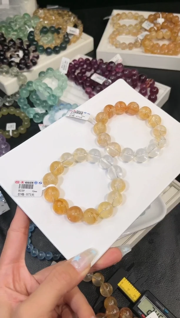 水晶手链未镶嵌多样性发一黄白胶花15mm