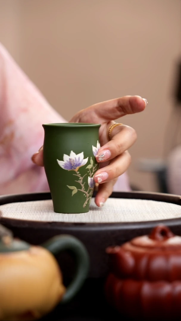 茶壶紫砂民国绿闻香杯泥绘玉兰