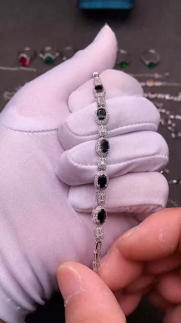 【闪购商品】蓝宝石戒指银S925镶嵌.....