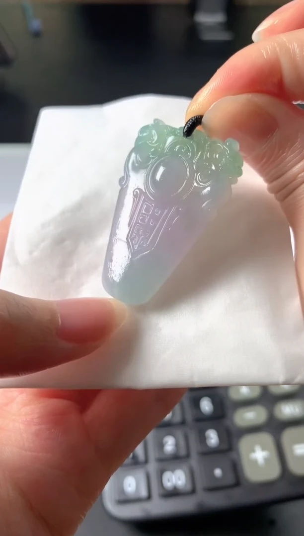 未镶嵌定制翡翠d**M毛货抛光