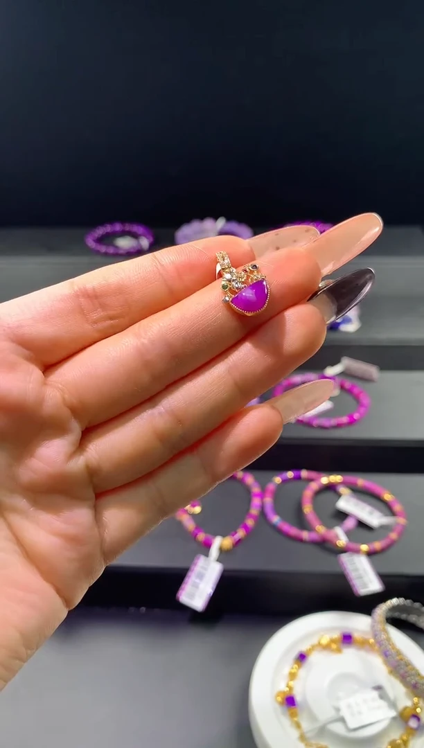 苏纪石（舒俱来）18K金镶嵌.提溜