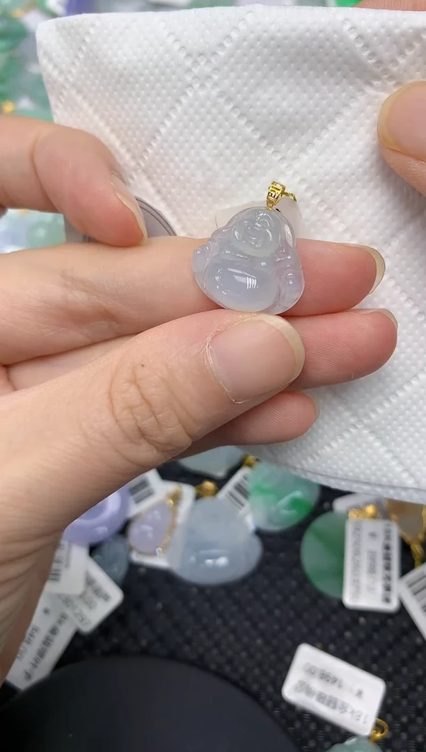 翡翠18K金镶嵌颈饰1111111