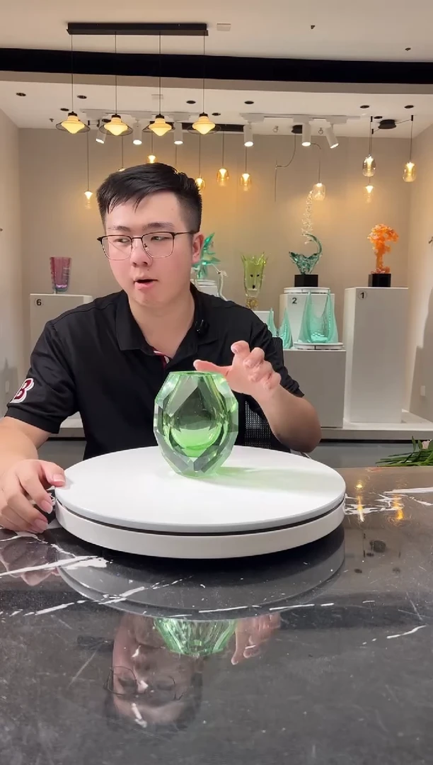 摆件巴比特美学 绿色香薰瓶