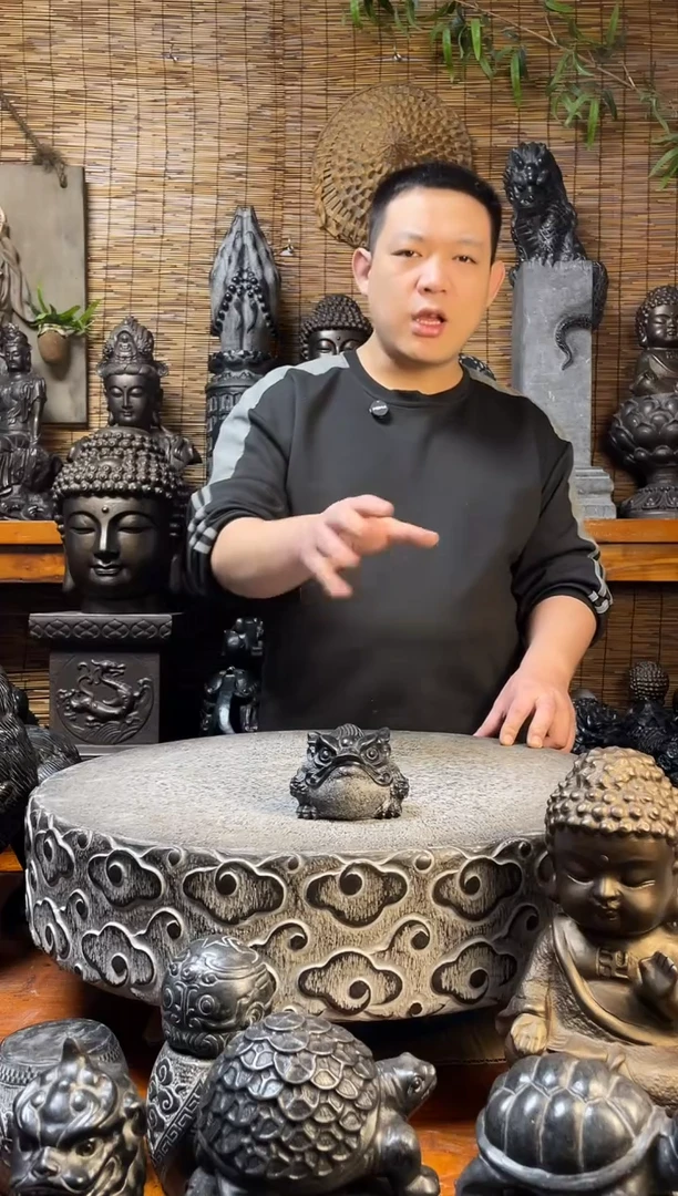 石材10金蟾天然青石雕刻