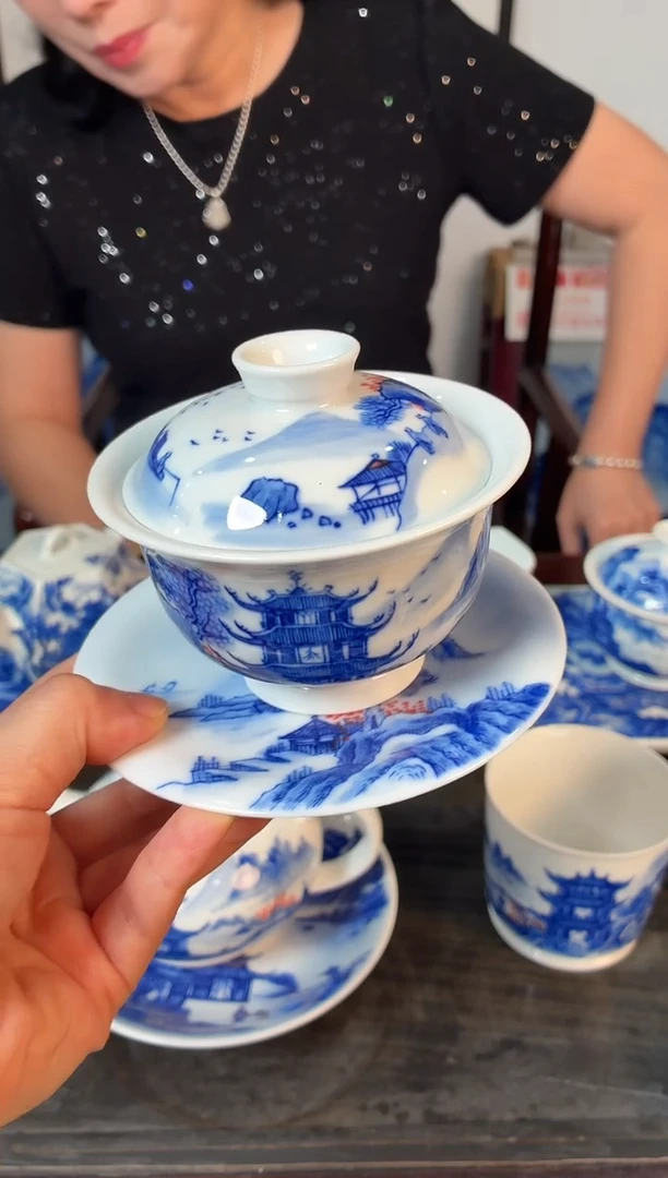 瓷片吴小琴