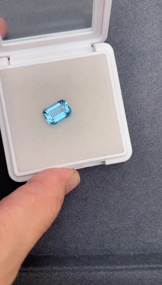 【闪购商品】海蓝宝石裸石未镶嵌3.5ct海蓝宝