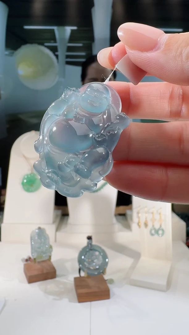 翡翠未镶嵌吊坠(不含链)佛公多样性发一