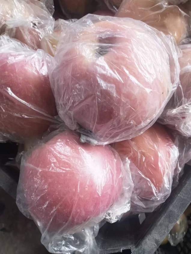 正宗烟台栖霞红富士脆甜多汁应季新鲜水果