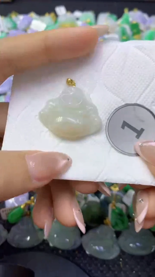 颈饰未镶嵌翡翠天然缅甸翡翠A货