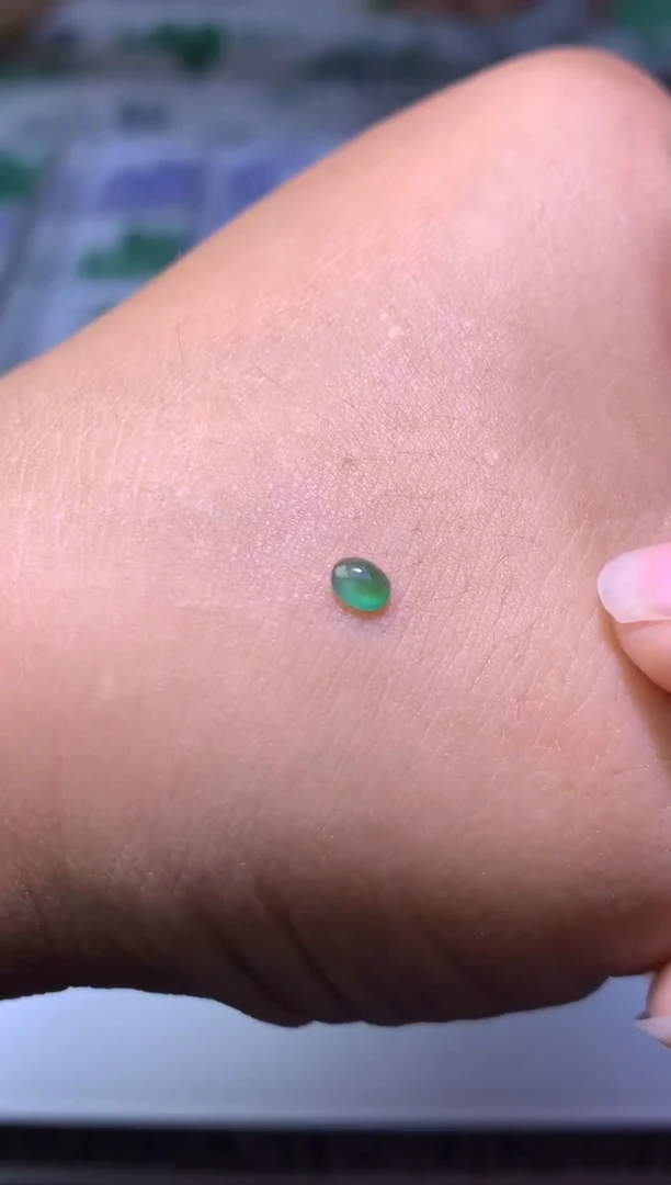 未镶嵌定制翡翠毛货