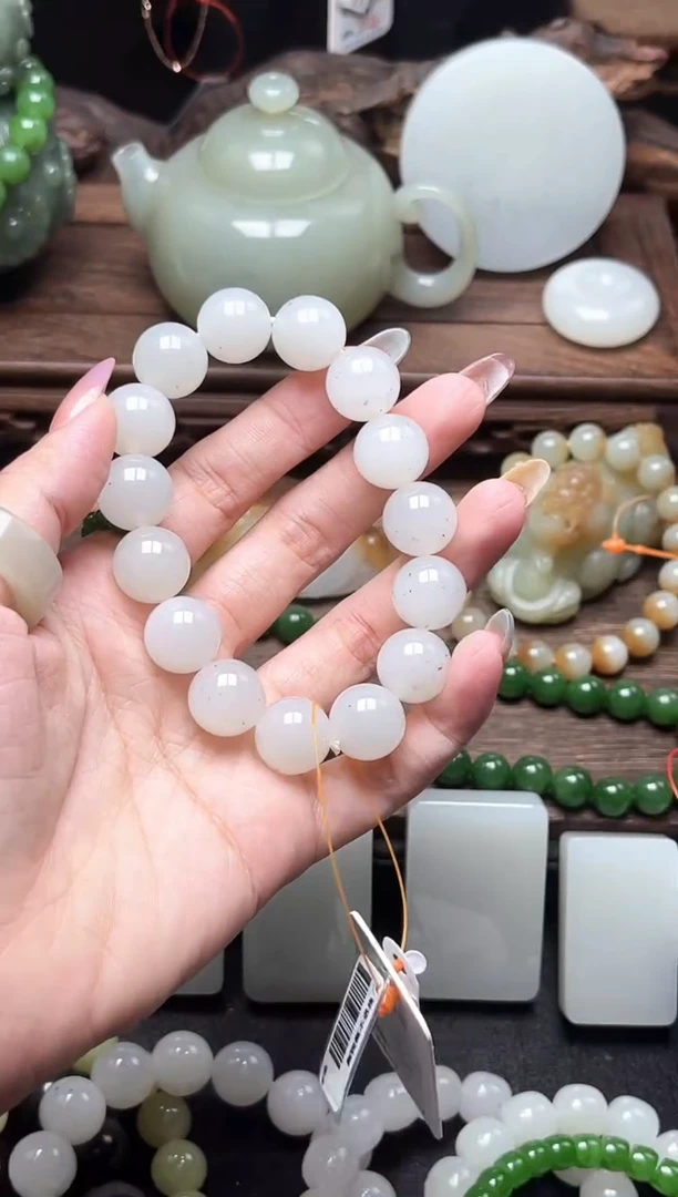 手串未镶嵌和田玉卡14新疆黑山 圆珠9012061