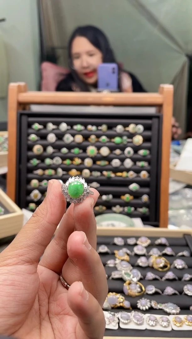 【闪购商品】翡翠戒指未镶嵌天然翡翠A货蛋面戒指