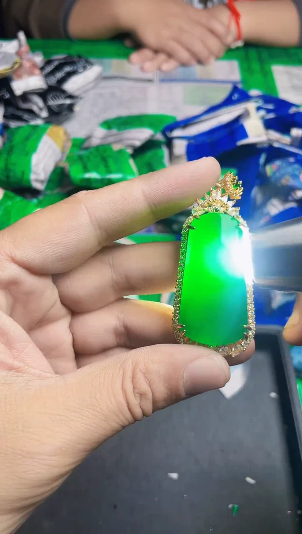 强子收货--所见即所得--多样性发货--HFH2454绿无事