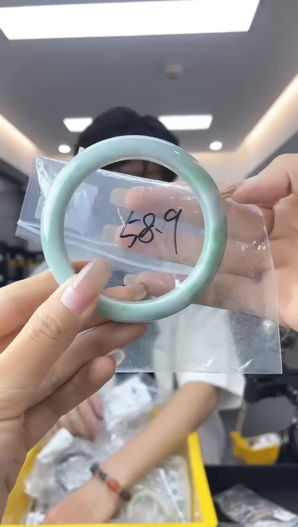 翡翠手镯未镶嵌多样性一件发货/58.9