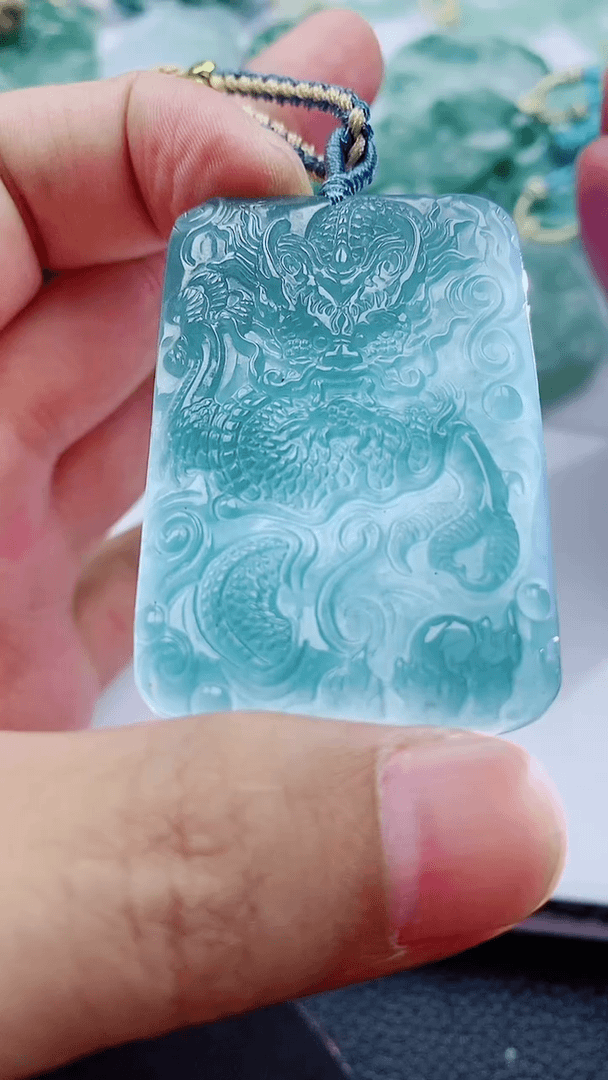 【闪购商品】翡翠吊坠(不含链)未镶嵌1