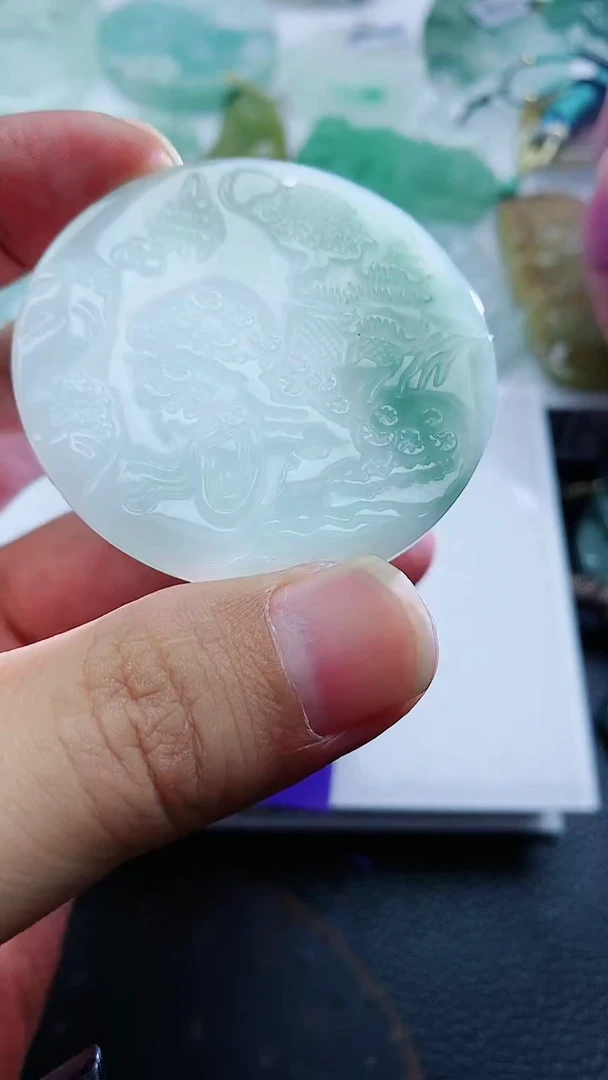 【闪购商品】翡翠吊坠(不含链)未镶嵌1