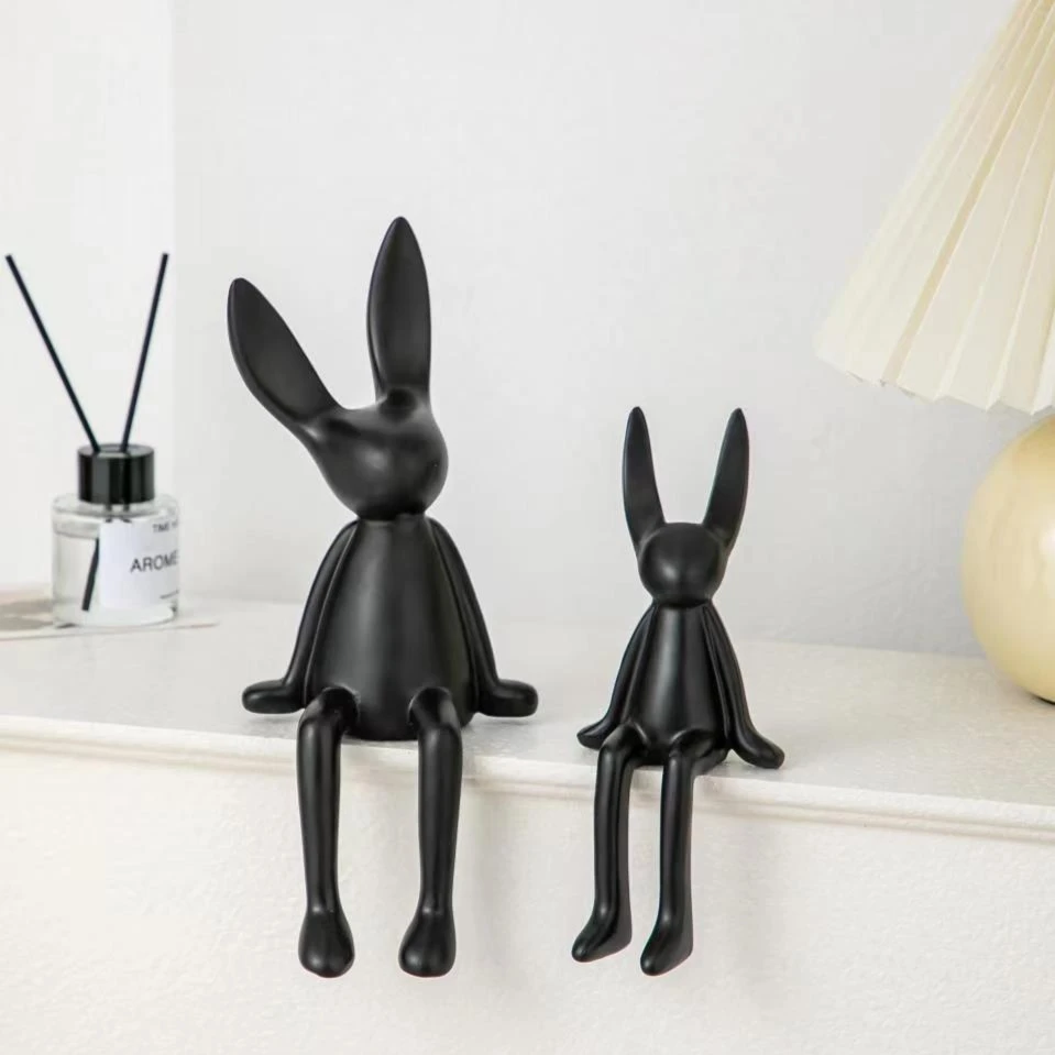 简约现代黑色长耳朵兔子摆件呆萌兔坐姿雕塑客厅电视柜家居装饰品