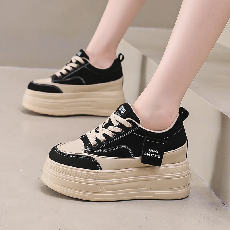 2024年秋冬内增高小白鞋女新款加绒保暖百搭休闲运糕厚底爆款板鞋